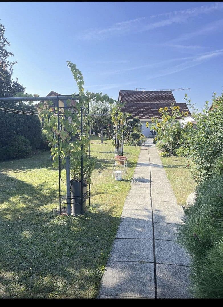 Predaj domu 132 m², pozemek 1.199 m², Schäfereistr 4, Spremberg, Brandenbursko Predaj domu 132 m², pozemek 1.199 m², Schäfereistr 4, Spremberg, Brandenbursko