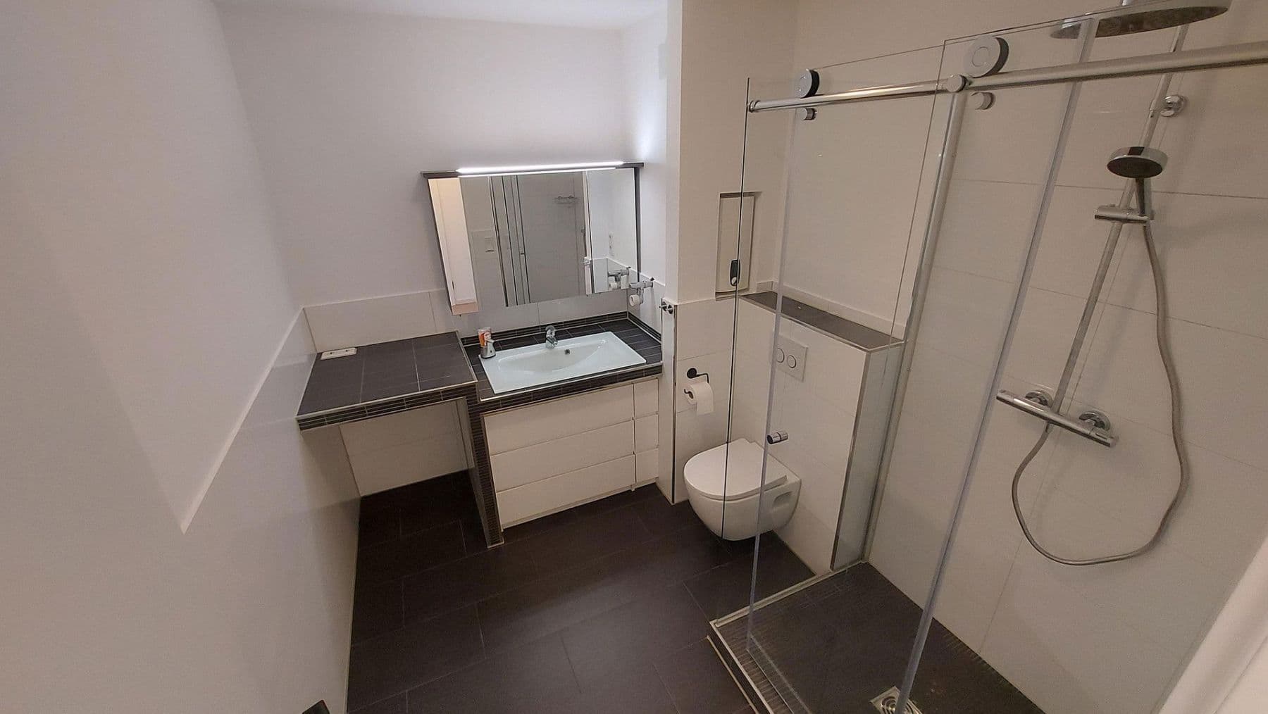 Predaj bytu 2-izbový 66 m², Krefeld, Severné Porýnie - Westfálsko Predaj bytu 2-izbový 66 m², Krefeld, Severné Porýnie - Westfálsko