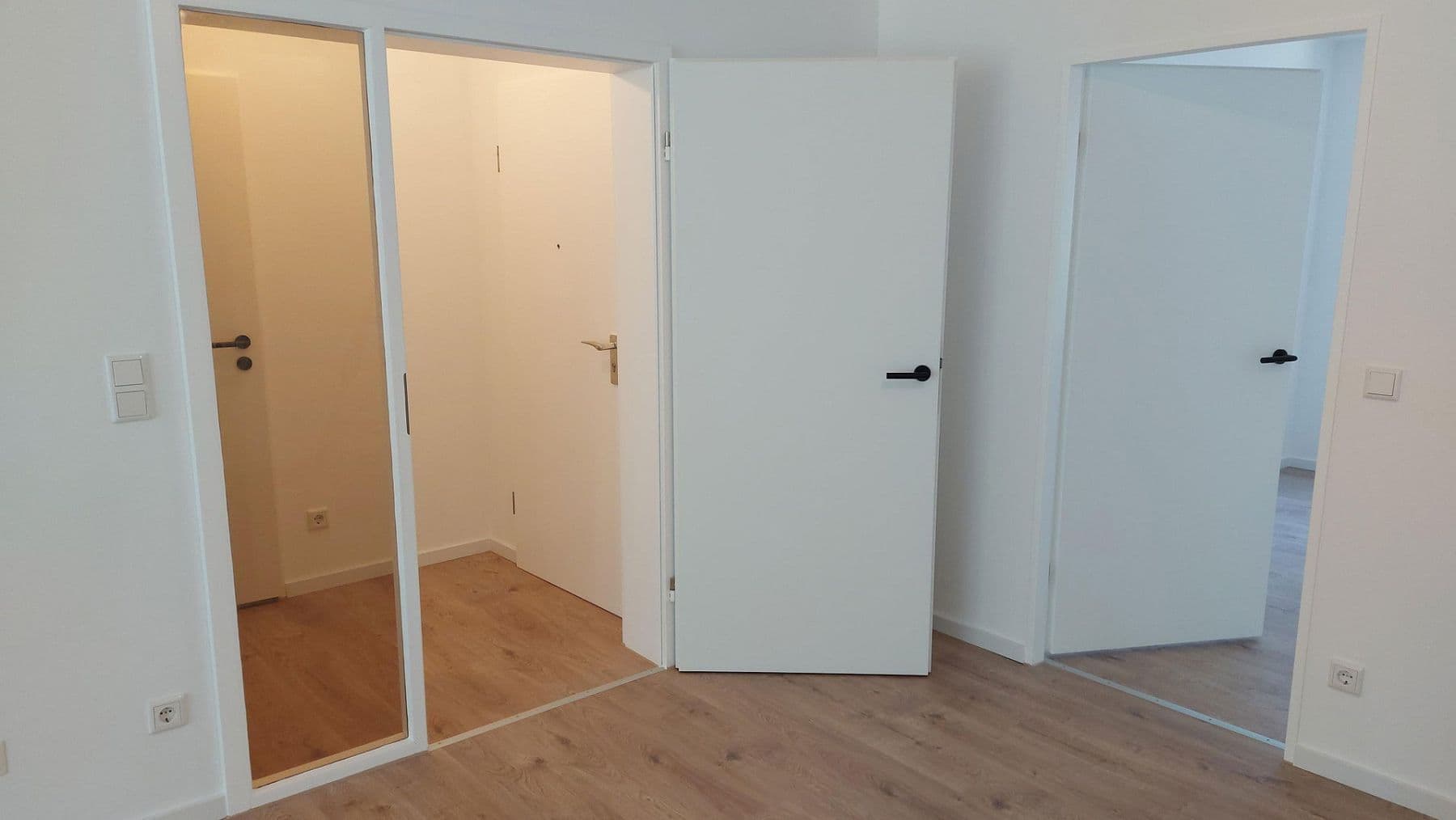 Predaj bytu 2-izbový 66 m², Krefeld, Severné Porýnie - Westfálsko Predaj bytu 2-izbový 66 m², Krefeld, Severné Porýnie - Westfálsko