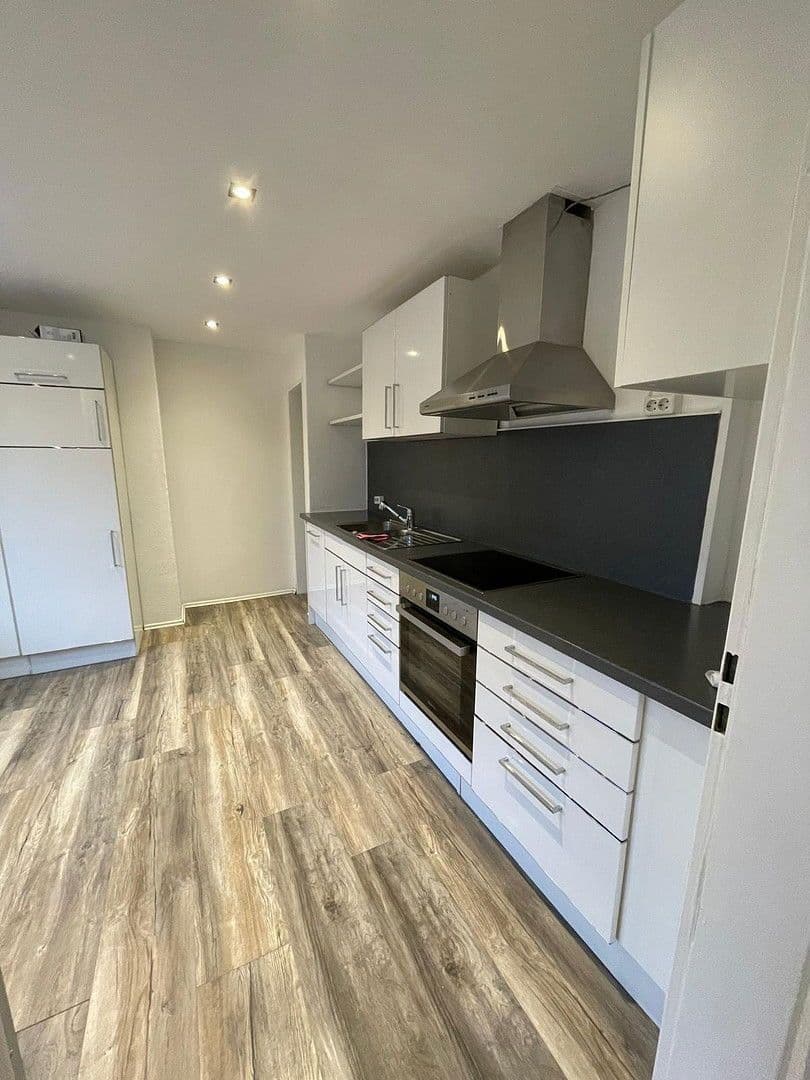 Predaj domu 129 m², pozemek 1.670 m², Schoonorther Landesstraße 40, Osteel, Dolné Sasko Predaj domu 129 m², pozemek 1.670 m², Schoonorther Landesstraße 40, Osteel, Dolné Sasko