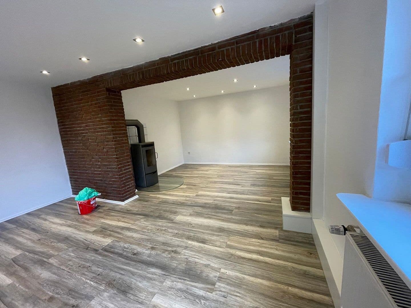 Predaj domu 129 m², pozemek 1.670 m², Schoonorther Landesstraße 40, Osteel, Dolné Sasko Predaj domu 129 m², pozemek 1.670 m², Schoonorther Landesstraße 40, Osteel, Dolné Sasko