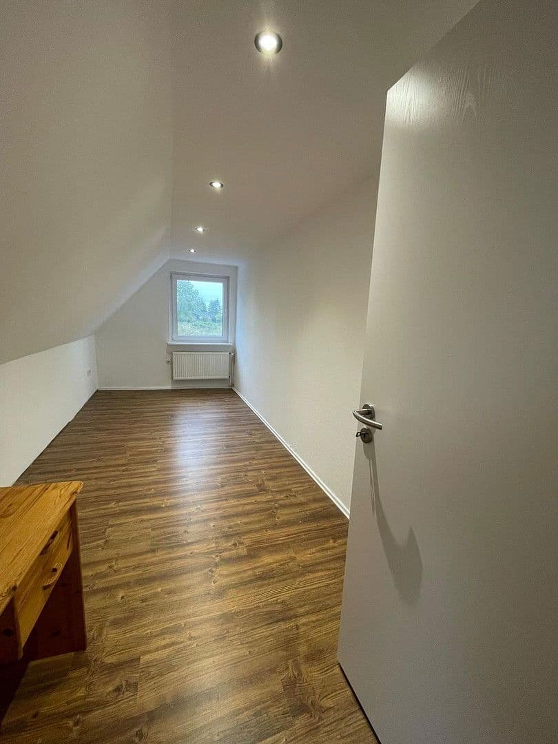 Predaj domu 129 m², pozemek 1.670 m², Schoonorther Landesstraße 40, Osteel, Dolné Sasko Predaj domu 129 m², pozemek 1.670 m², Schoonorther Landesstraße 40, Osteel, Dolné Sasko