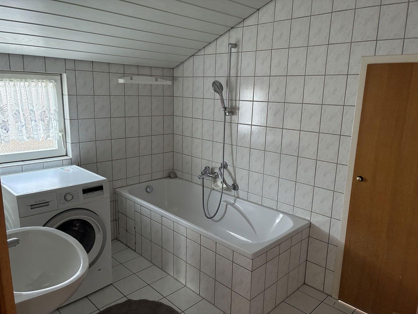 Prenájom bytu 3-izbový 65 m², Gründau, Hesensko Prenájom bytu 3-izbový 65 m², Gründau, Hesensko