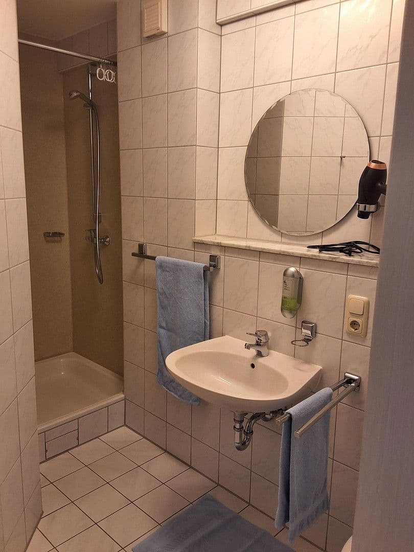 Prenájom bytu 2-izbový 52 m², Schloßbergstraße 3, Windelsbach, Bavorsko Prenájom bytu 2-izbový 52 m², Schloßbergstraße 3, Windelsbach, Bavorsko