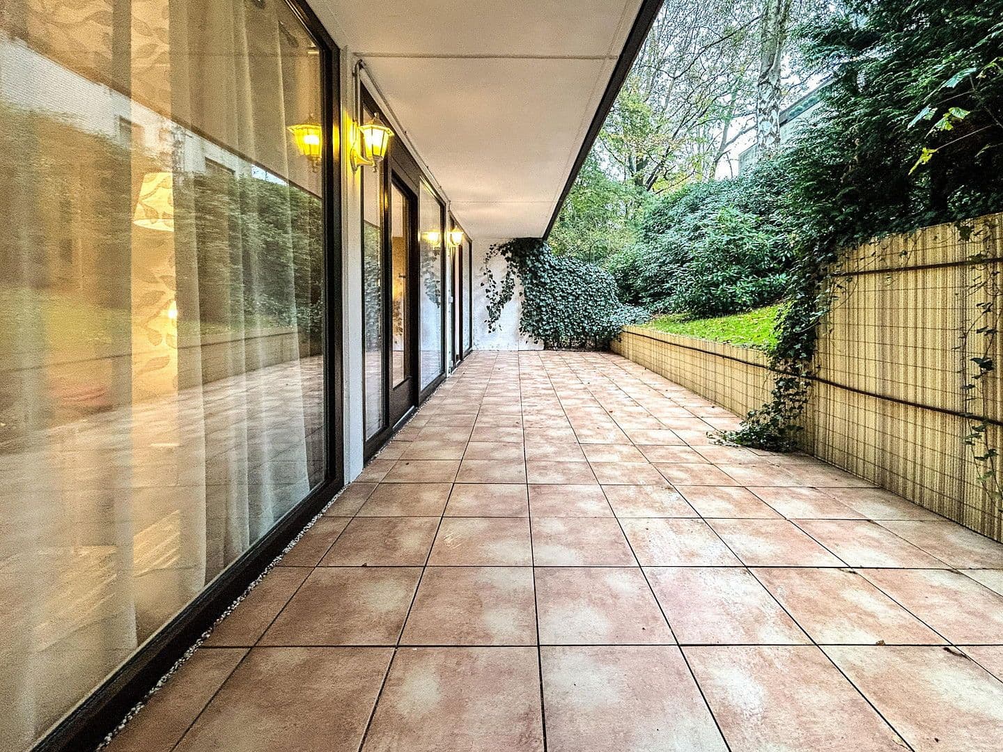 Prenájom bytu 3-izbový 114 m², Hamburg, Hamburg Prenájom bytu 3-izbový 114 m², Hamburg, Hamburg