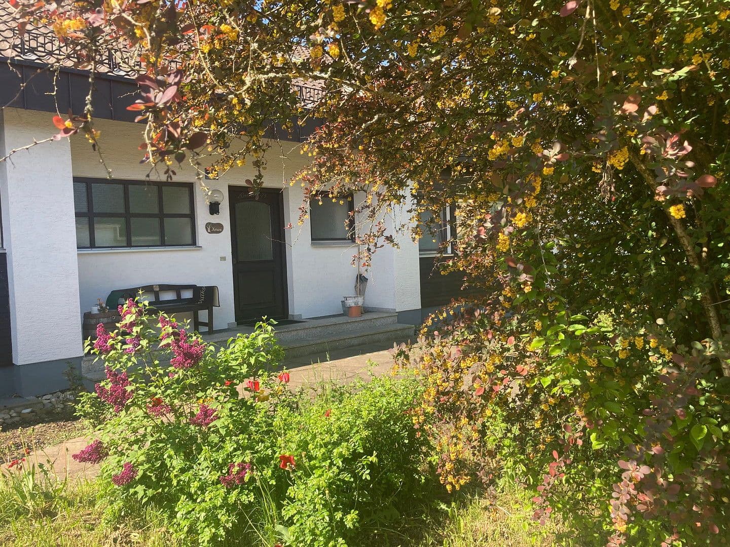 Predaj domu 213 m², pozemek 1.193 m², Jägersteig 11, Schrobenhausen, Bavorsko Predaj domu 213 m², pozemek 1.193 m², Jägersteig 11, Schrobenhausen, Bavorsko