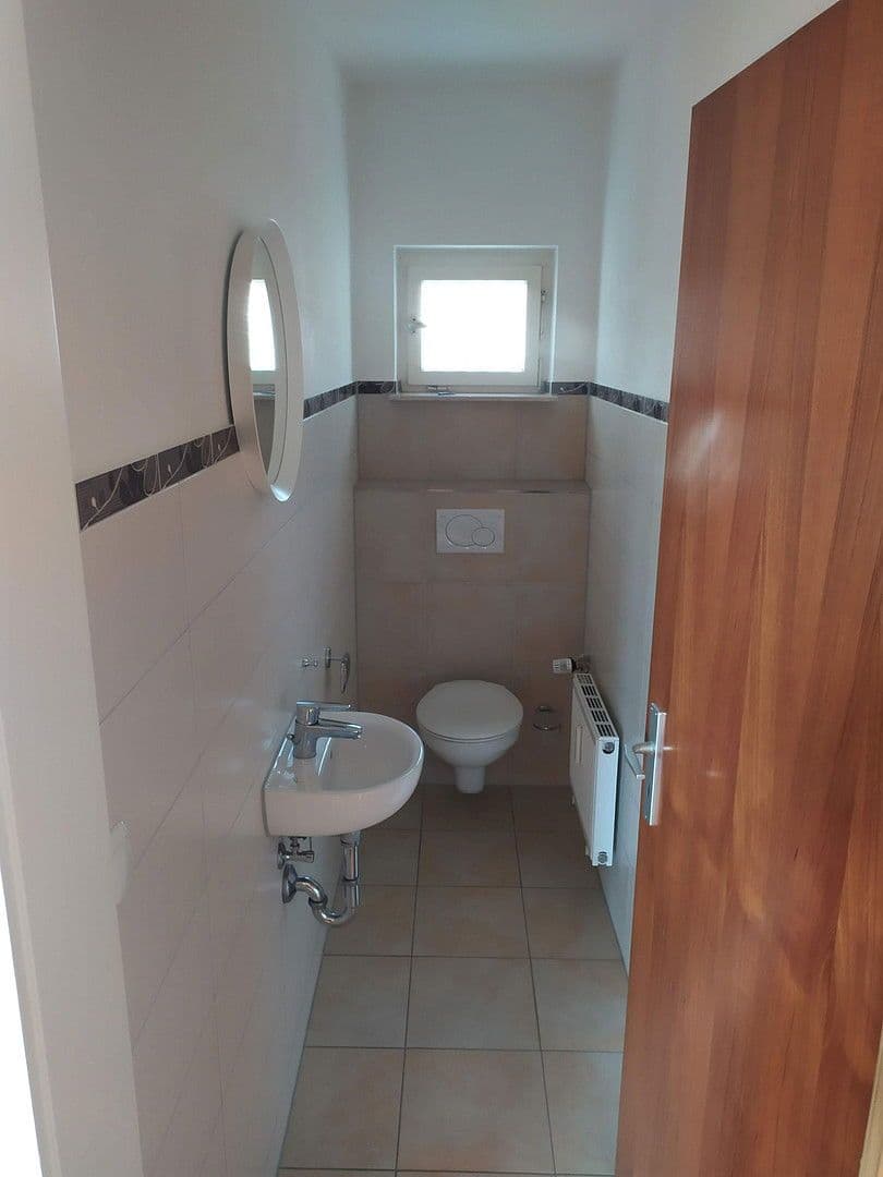 Predaj domu 239 m², pozemek 712 m², Friedrichshafen, Bádensko-Wurttembersko Predaj domu 239 m², pozemek 712 m², Friedrichshafen, Bádensko-Wurttembersko