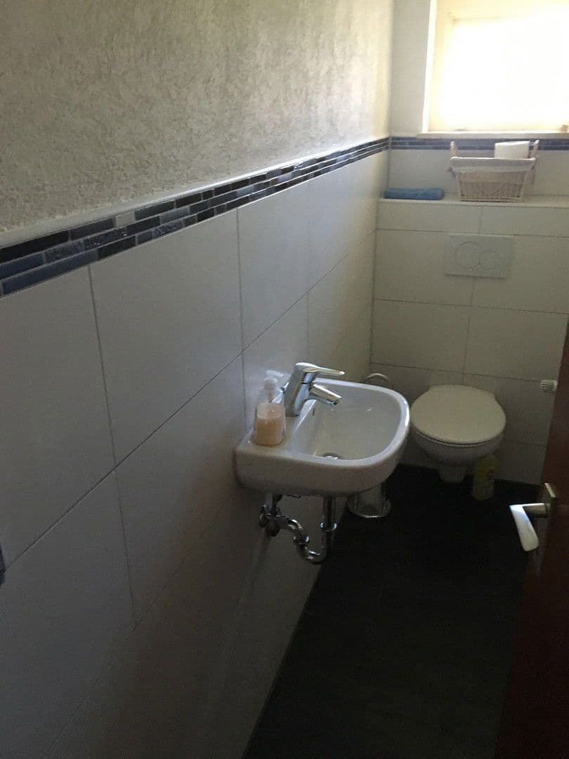 Predaj domu 239 m², pozemek 712 m², Friedrichshafen, Bádensko-Wurttembersko Predaj domu 239 m², pozemek 712 m², Friedrichshafen, Bádensko-Wurttembersko