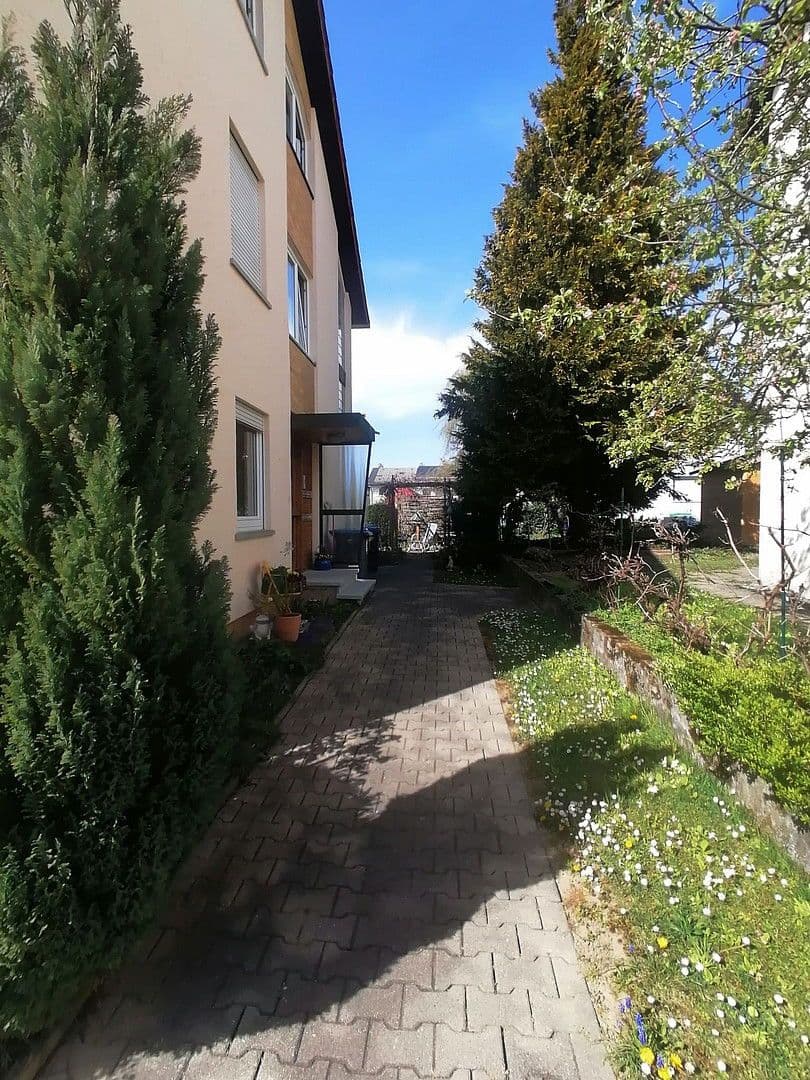 Predaj domu 239 m², pozemek 712 m², Friedrichshafen, Bádensko-Wurttembersko Predaj domu 239 m², pozemek 712 m², Friedrichshafen, Bádensko-Wurttembersko
