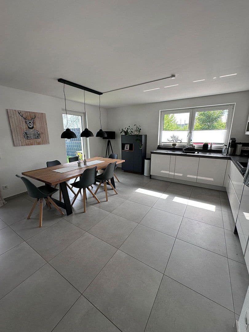 Prenájom bytu 3-izbový 82 m², Viersen, Severné Porýnie - Westfálsko Prenájom bytu 3-izbový 82 m², Viersen, Severné Porýnie - Westfálsko