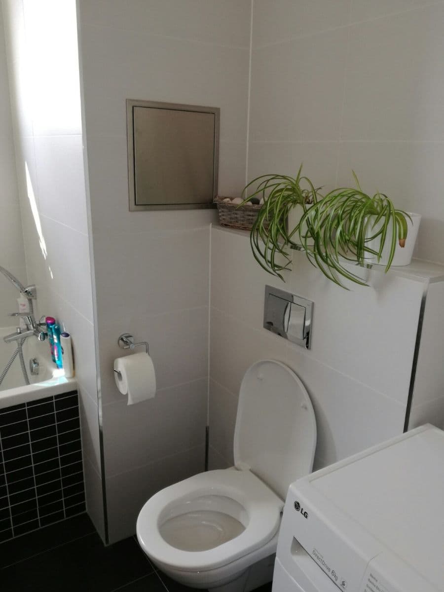 Prenájom bytu 1-izbový 31 m², Kloboučnická, Praha, Praha Prenájom bytu 1-izbový 31 m², Kloboučnická, Praha, Praha