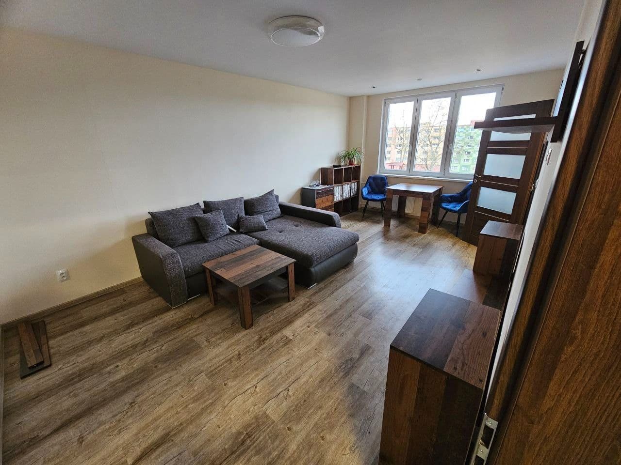 Prenájom bytu 2-izbový 60 m², Východní, Karlovy Vary, Karlovarský kraj Prenájom bytu 2-izbový 60 m², Východní, Karlovy Vary, Karlovarský kraj