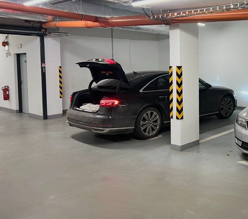 Prenájom garáže 22 m², Kollárova, Brno, Jihomoravský kraj Prenájom garáže 22 m², Kollárova, Brno, Jihomoravský kraj