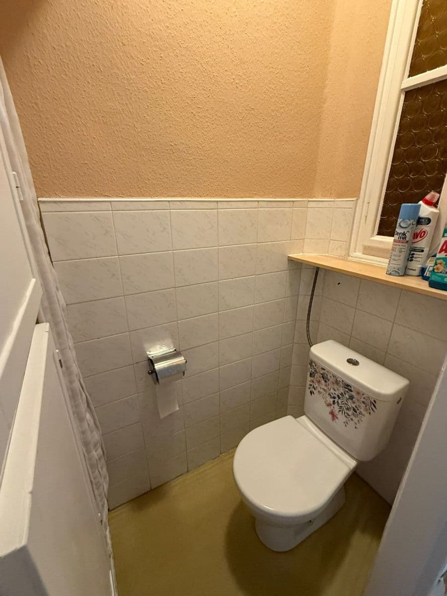 Prenájom bytu 3-izbový 98 m², Slovinská, Praha, Praha Prenájom bytu 3-izbový 98 m², Slovinská, Praha, Praha