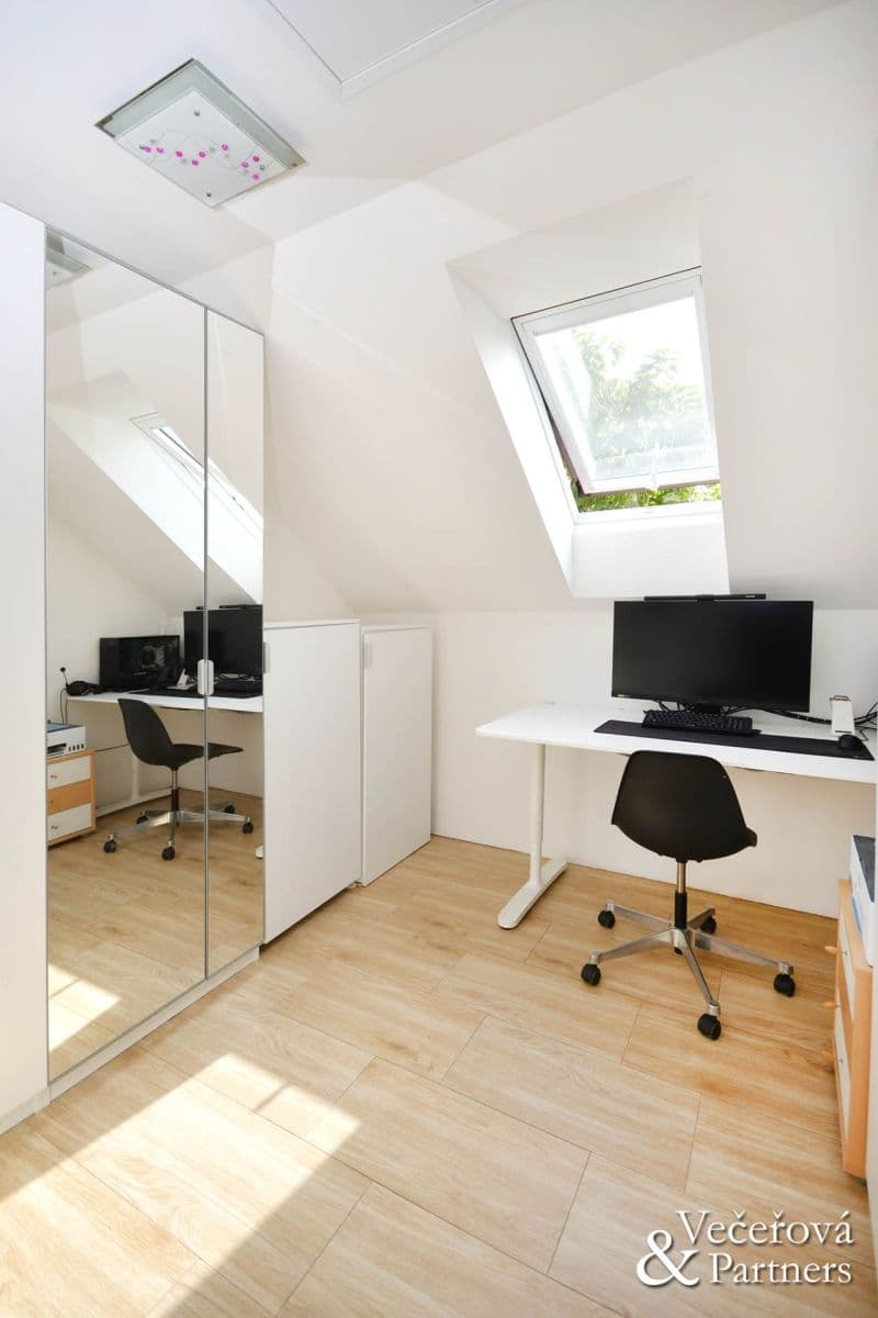 Predaj domu 149 m², pozemek 702 m², Mozartova, Říčany, Středočeský kraj Predaj domu 149 m², pozemek 702 m², Mozartova, Říčany, Středočeský kraj