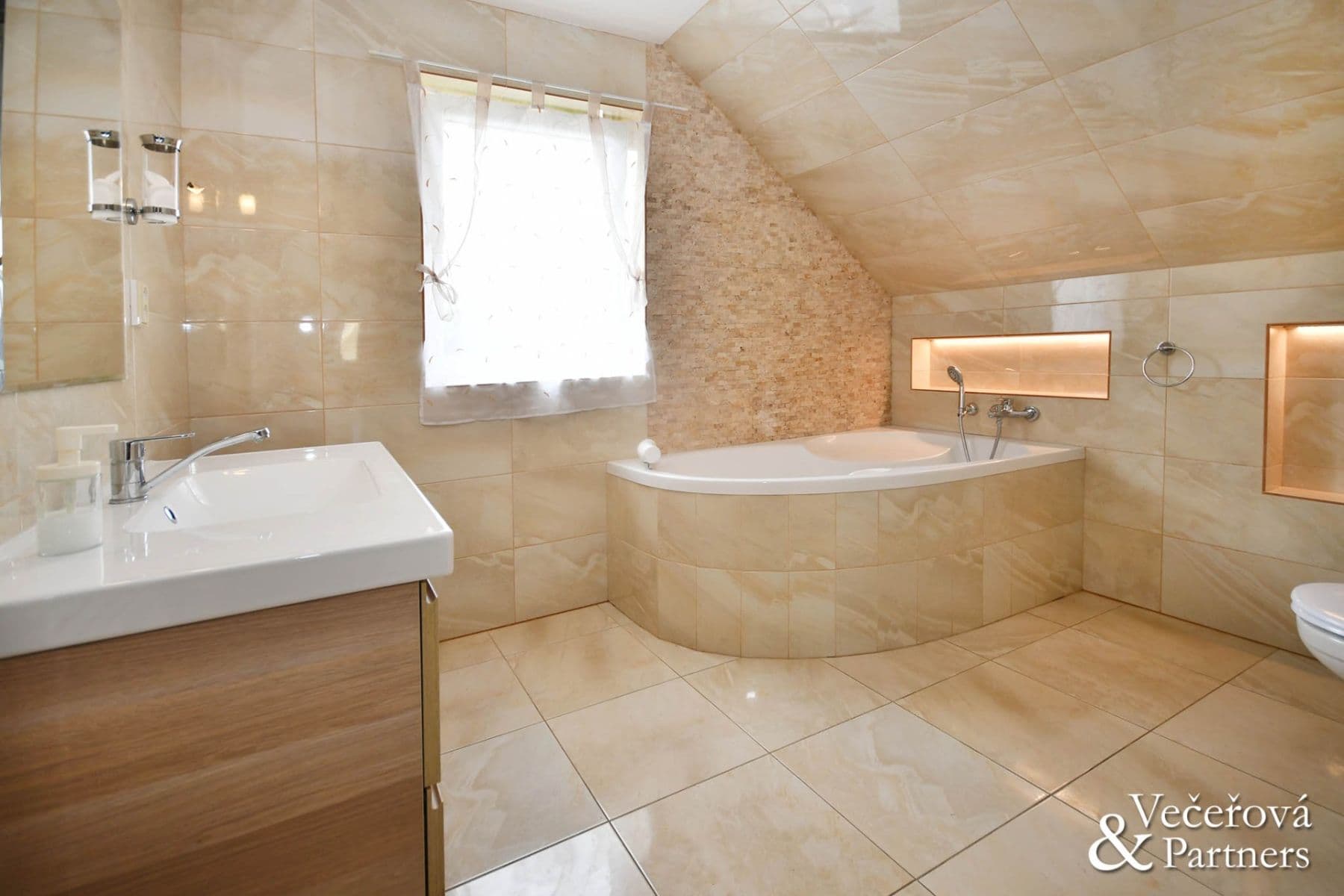 Predaj domu 149 m², pozemek 702 m², Mozartova, Říčany, Středočeský kraj Predaj domu 149 m², pozemek 702 m², Mozartova, Říčany, Středočeský kraj