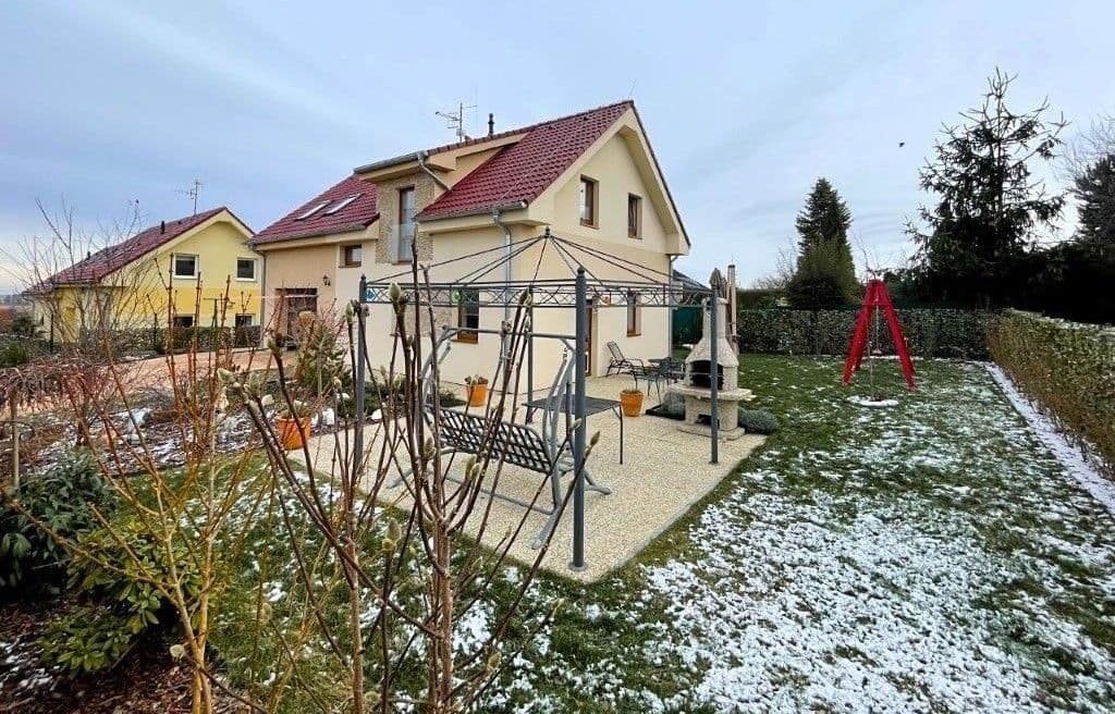 Predaj domu 146 m², pozemek 702 m², Mozartova, Říčany, Středočeský kraj Predaj domu 146 m², pozemek 702 m², Mozartova, Říčany, Středočeský kraj