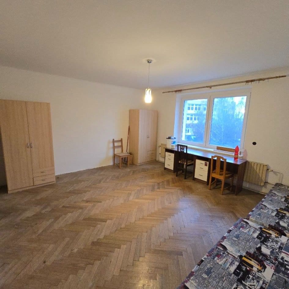 Prenájom bytu 3-izbový 100 m², Vážného, Brno, Jihomoravský kraj Prenájom bytu 3-izbový 100 m², Vážného, Brno, Jihomoravský kraj