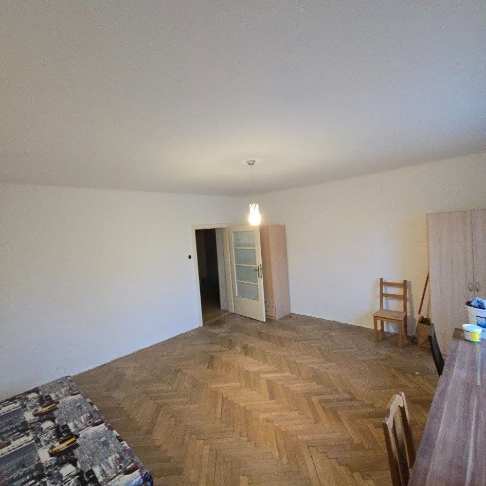 Prenájom bytu 3-izbový 100 m², Vážného, Brno, Jihomoravský kraj Prenájom bytu 3-izbový 100 m², Vážného, Brno, Jihomoravský kraj