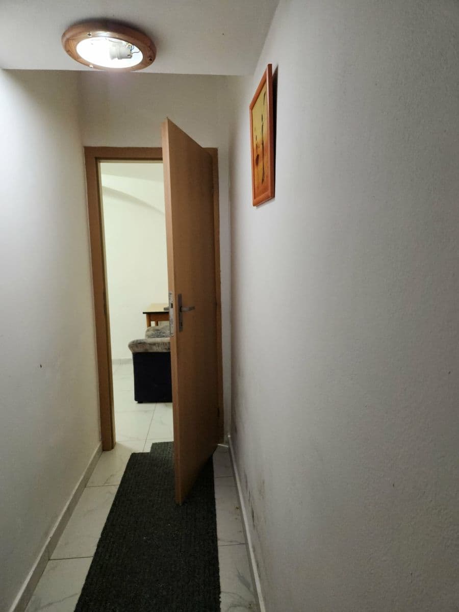 Prenájom bytu 2-izbový 45 m², Masarykovo nám., Přeštice, Plzeňský kraj Prenájom bytu 2-izbový 45 m², Masarykovo nám., Přeštice, Plzeňský kraj