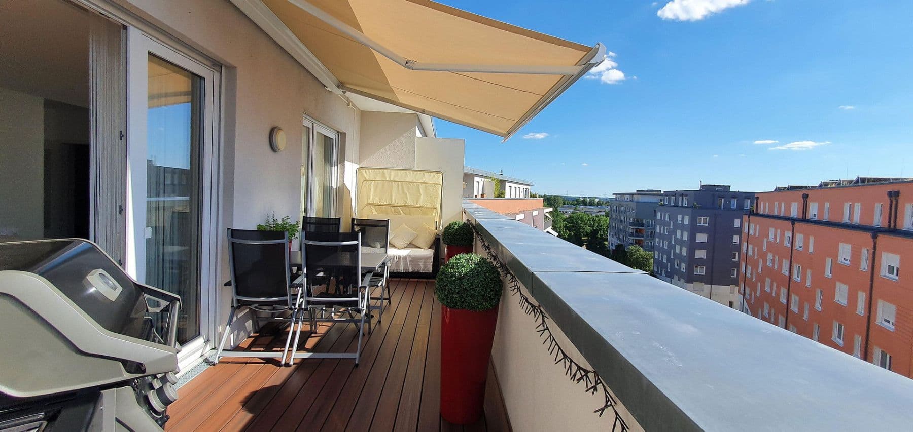 Prenájom bytu 4-izbový 142 m², Frankfurt am Main, Hesensko Prenájom bytu 4-izbový 142 m², Frankfurt am Main, Hesensko