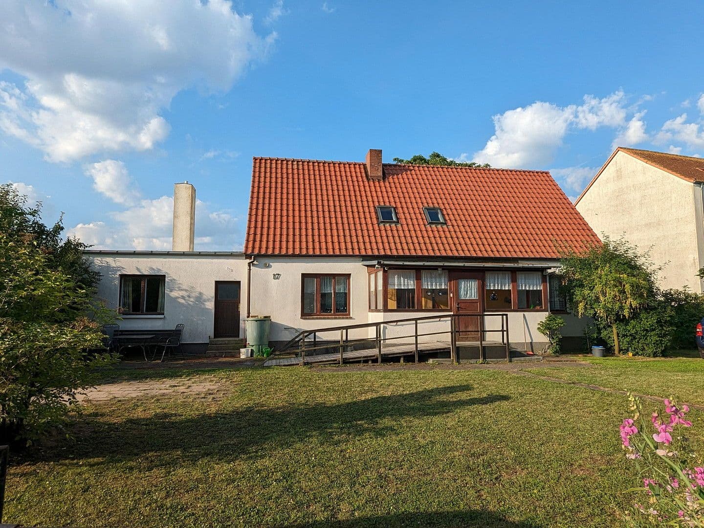 Predaj domu 138 m², pozemek 1.809 m², Neuburg, Meklenbursko-Predpomoransko Predaj domu 138 m², pozemek 1.809 m², Neuburg, Meklenbursko-Predpomoransko