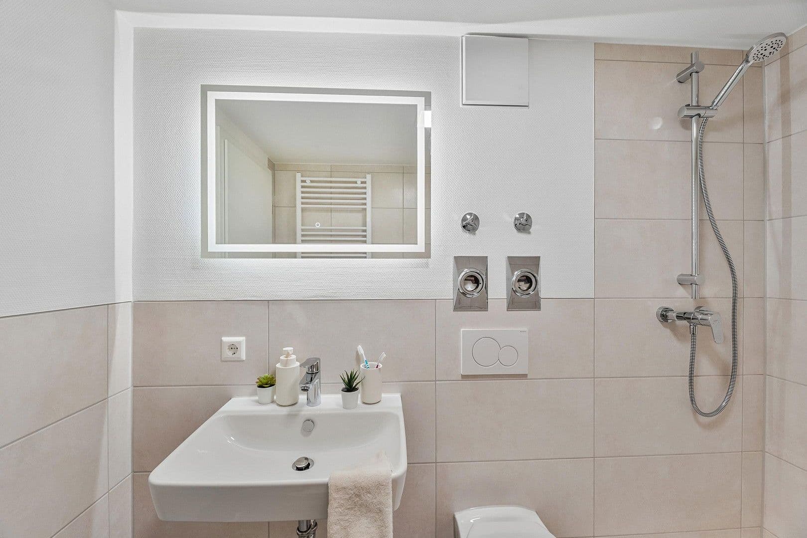 Predaj bytu 2-izbový 57 m², Mössingerstraße 17, Reutlingen, Bádensko-Wurttembersko Predaj bytu 2-izbový 57 m², Mössingerstraße 17, Reutlingen, Bádensko-Wurttembersko