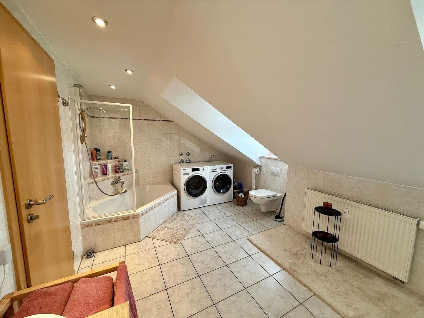 Predaj bytu 2-izbový 74 m², Trostberg, Bavorsko Predaj bytu 2-izbový 74 m², Trostberg, Bavorsko