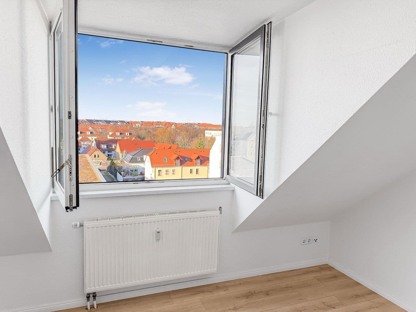 Prenájom bytu 2-izbový 39 m², Delitzscher Str. 88, Leipzig, Sasko Prenájom bytu 2-izbový 39 m², Delitzscher Str. 88, Leipzig, Sasko