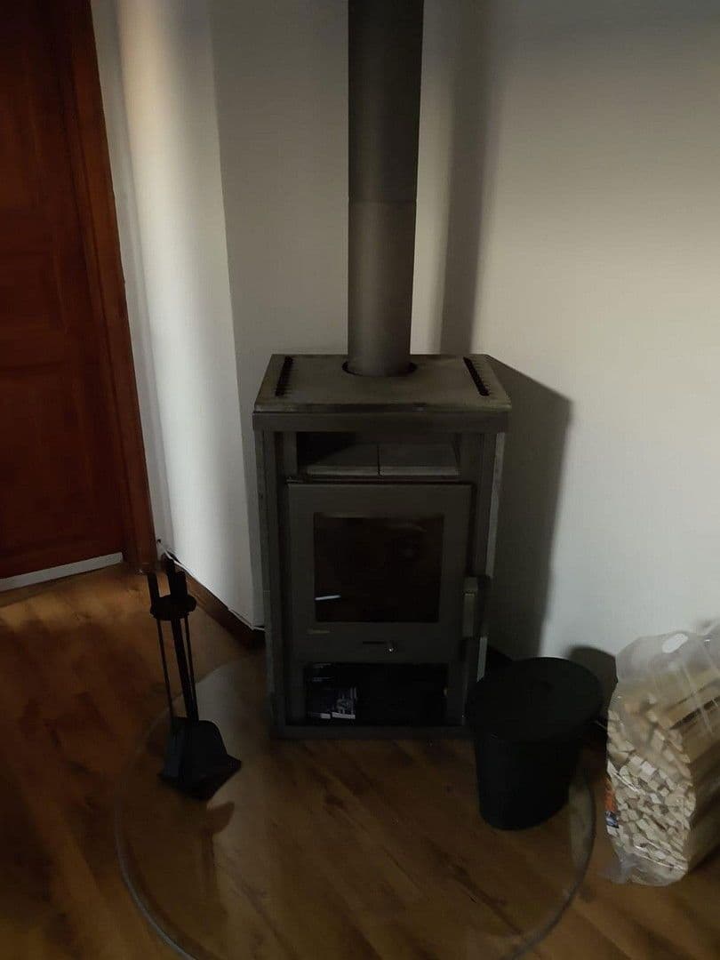 Prenájom bytu 5-izbový 118 m², Thomasiusstraße 7, Halle, Sasko-Anhaltsko Prenájom bytu 5-izbový 118 m², Thomasiusstraße 7, Halle, Sasko-Anhaltsko