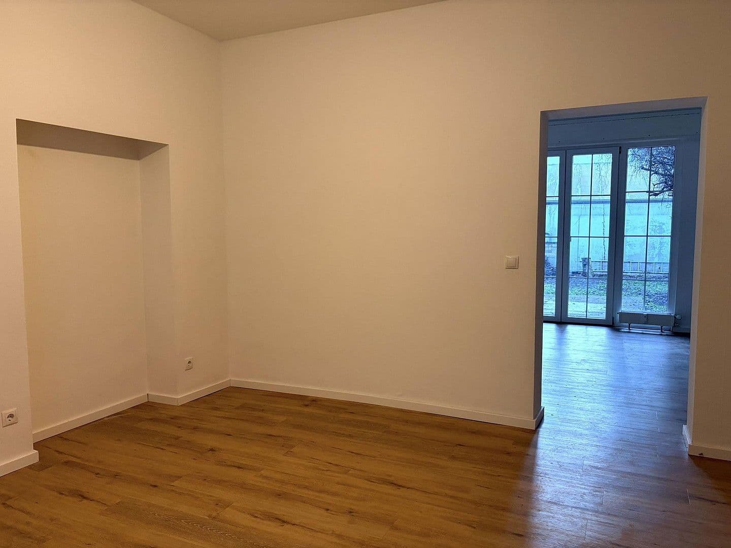 Prenájom bytu 2-izbový 65 m², Rheinstr. 39, Baden-Baden, Bádensko-Wurttembersko Prenájom bytu 2-izbový 65 m², Rheinstr. 39, Baden-Baden, Bádensko-Wurttembersko