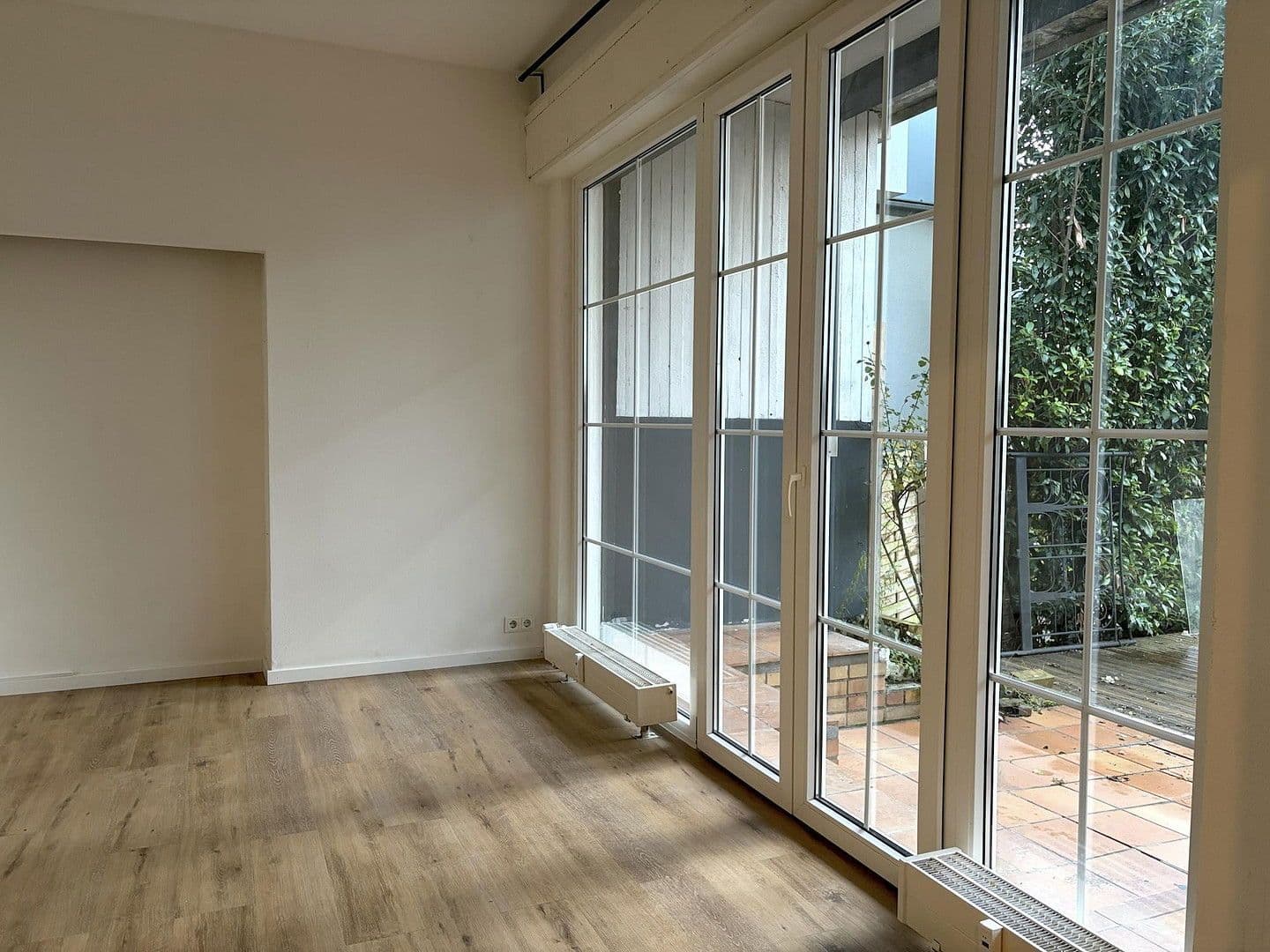 Prenájom bytu 2-izbový 65 m², Rheinstr. 39, Baden-Baden, Bádensko-Wurttembersko Prenájom bytu 2-izbový 65 m², Rheinstr. 39, Baden-Baden, Bádensko-Wurttembersko