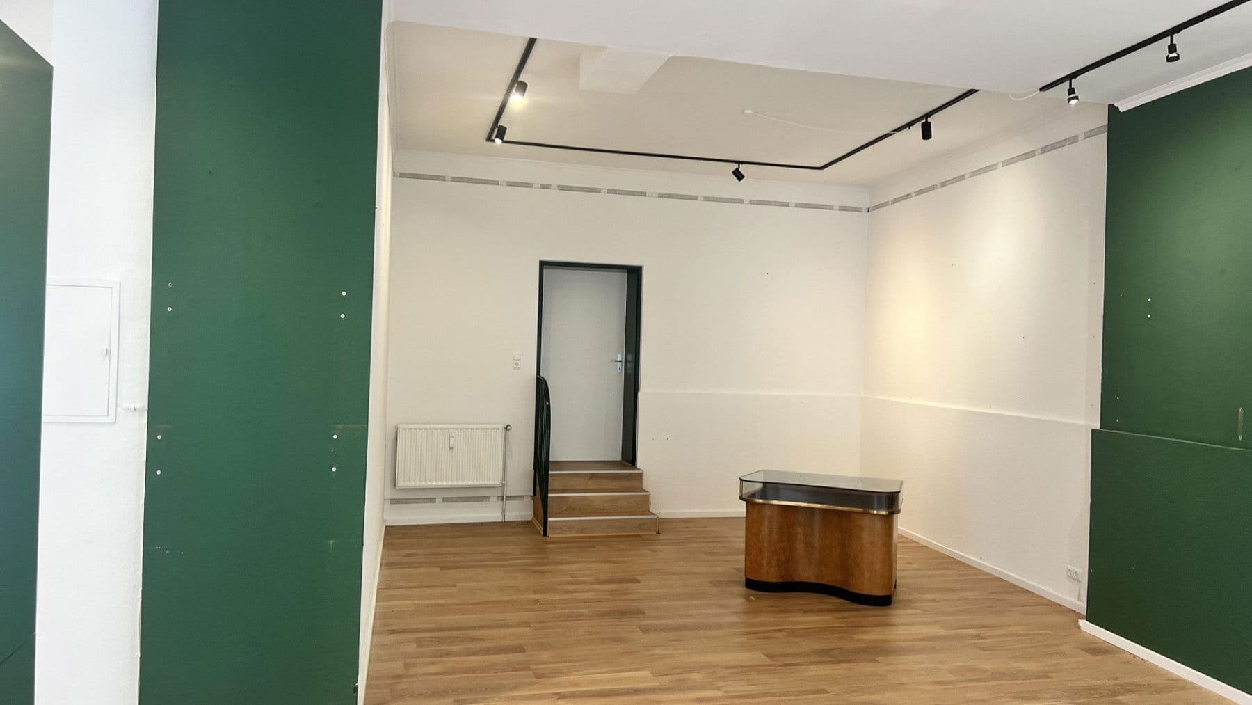 Prenájom nebytového priestoru 102 m², Burgstraße 15, Hann. Münden, Dolné Sasko Prenájom nebytového priestoru 102 m², Burgstraße 15, Hann. Münden, Dolné Sasko