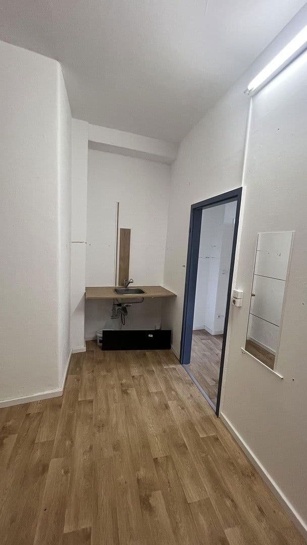 Prenájom nebytového priestoru 102 m², Burgstraße 15, Hann. Münden, Dolné Sasko Prenájom nebytového priestoru 102 m², Burgstraße 15, Hann. Münden, Dolné Sasko