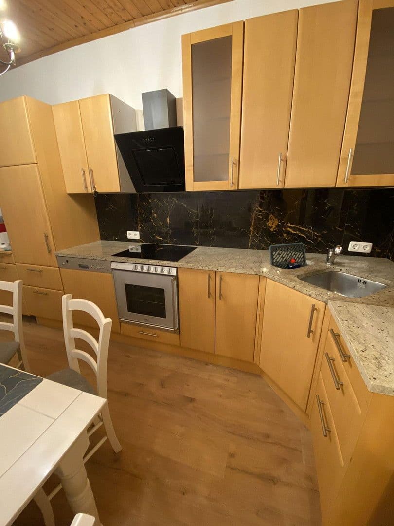 Prenájom bytu 1-izbový 42 m², Bruck an der Mur, Štajersko Prenájom bytu 1-izbový 42 m², Bruck an der Mur, Štajersko