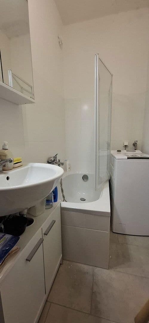 Prenájom bytu 1-izbový 41 m², Bruck an der Mur, Štajersko Prenájom bytu 1-izbový 41 m², Bruck an der Mur, Štajersko