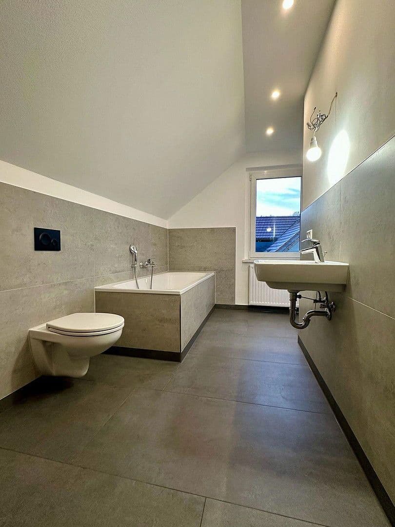 Prenájom bytu 2-izbový 48 m², Schafgartenweg 3, Lichtenstein/Sachsen, Sasko Prenájom bytu 2-izbový 48 m², Schafgartenweg 3, Lichtenstein/Sachsen, Sasko