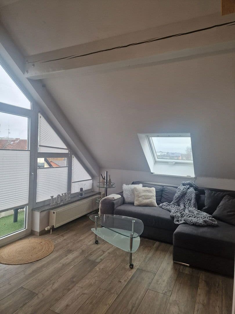 Prenájom bytu 2-izbový 67 m², Alzey, Porýnie-Falcko Prenájom bytu 2-izbový 67 m², Alzey, Porýnie-Falcko