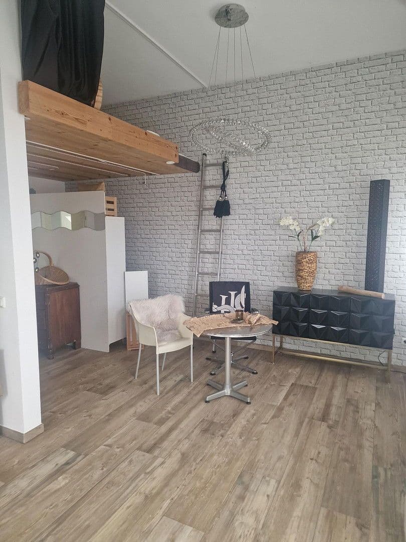 Prenájom bytu 2-izbový 67 m², Alzey, Porýnie-Falcko Prenájom bytu 2-izbový 67 m², Alzey, Porýnie-Falcko