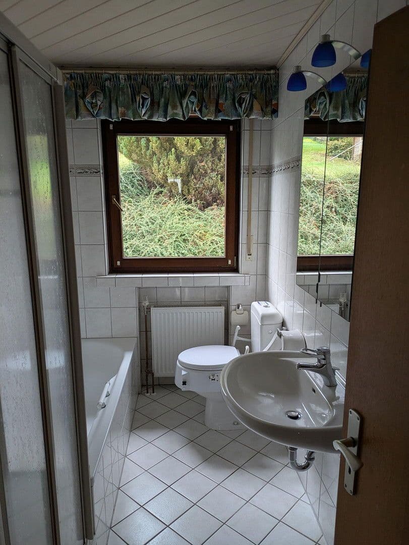 Predaj domu 155 m², pozemek 976 m², Warstein, Severné Porýnie - Westfálsko Predaj domu 155 m², pozemek 976 m², Warstein, Severné Porýnie - Westfálsko