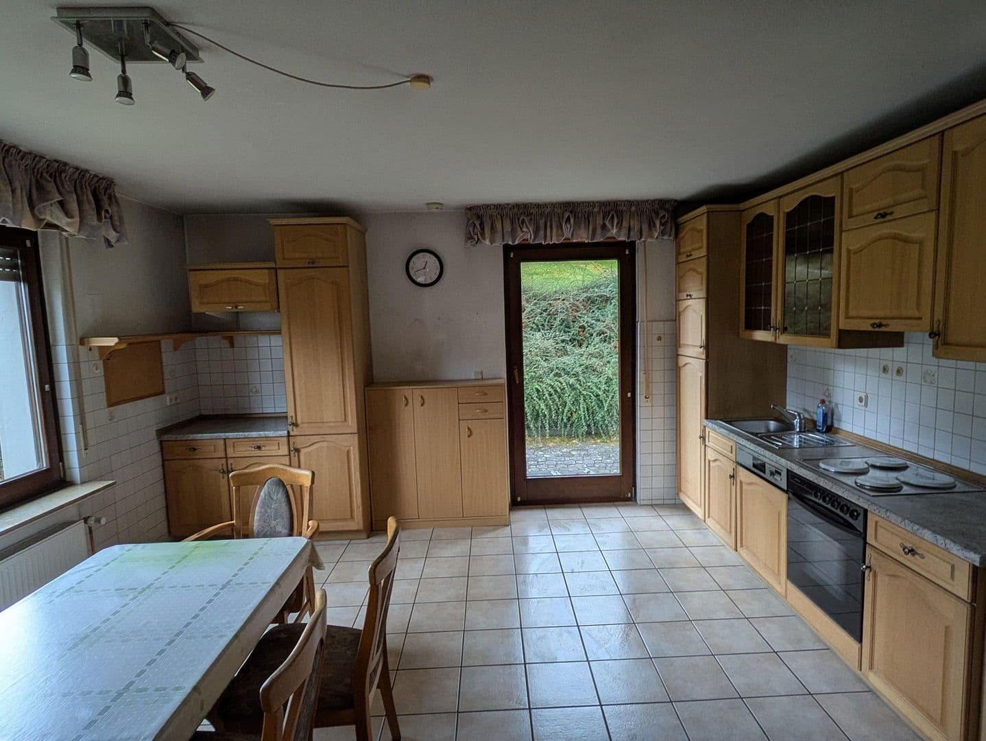 Predaj domu 155 m², pozemek 976 m², Warstein, Severné Porýnie - Westfálsko Predaj domu 155 m², pozemek 976 m², Warstein, Severné Porýnie - Westfálsko