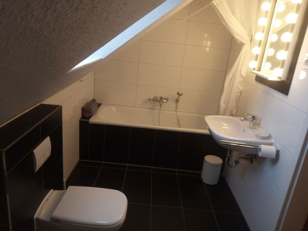 Prenájom bytu 3-izbový 100 m², Wandmachersweg 7, Osterholz-Scharmbeck, Dolné Sasko Prenájom bytu 3-izbový 100 m², Wandmachersweg 7, Osterholz-Scharmbeck, Dolné Sasko