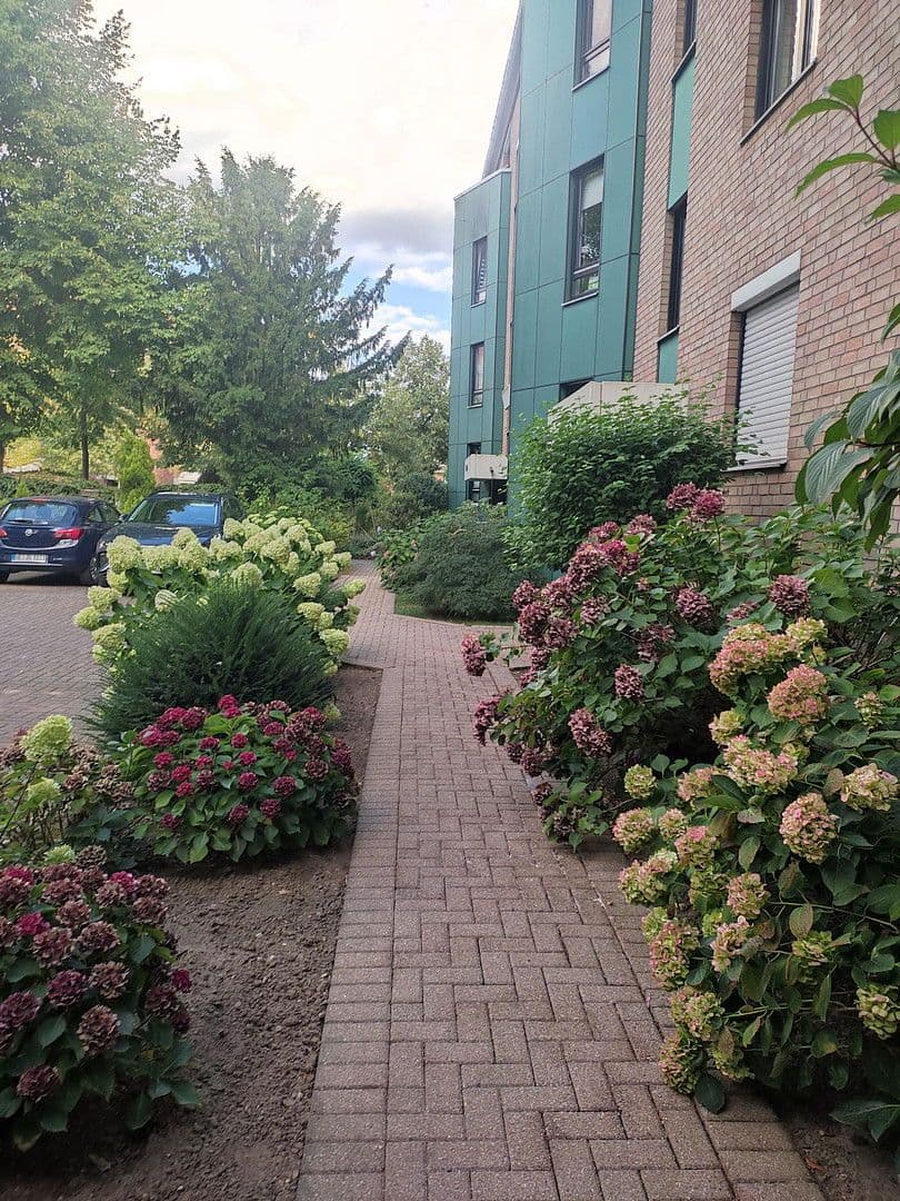 Prenájom bytu 2-izbový 80 m², Deutzer Straße 68, Neuss, Severné Porýnie - Westfálsko Prenájom bytu 2-izbový 80 m², Deutzer Straße 68, Neuss, Severné Porýnie - Westfálsko