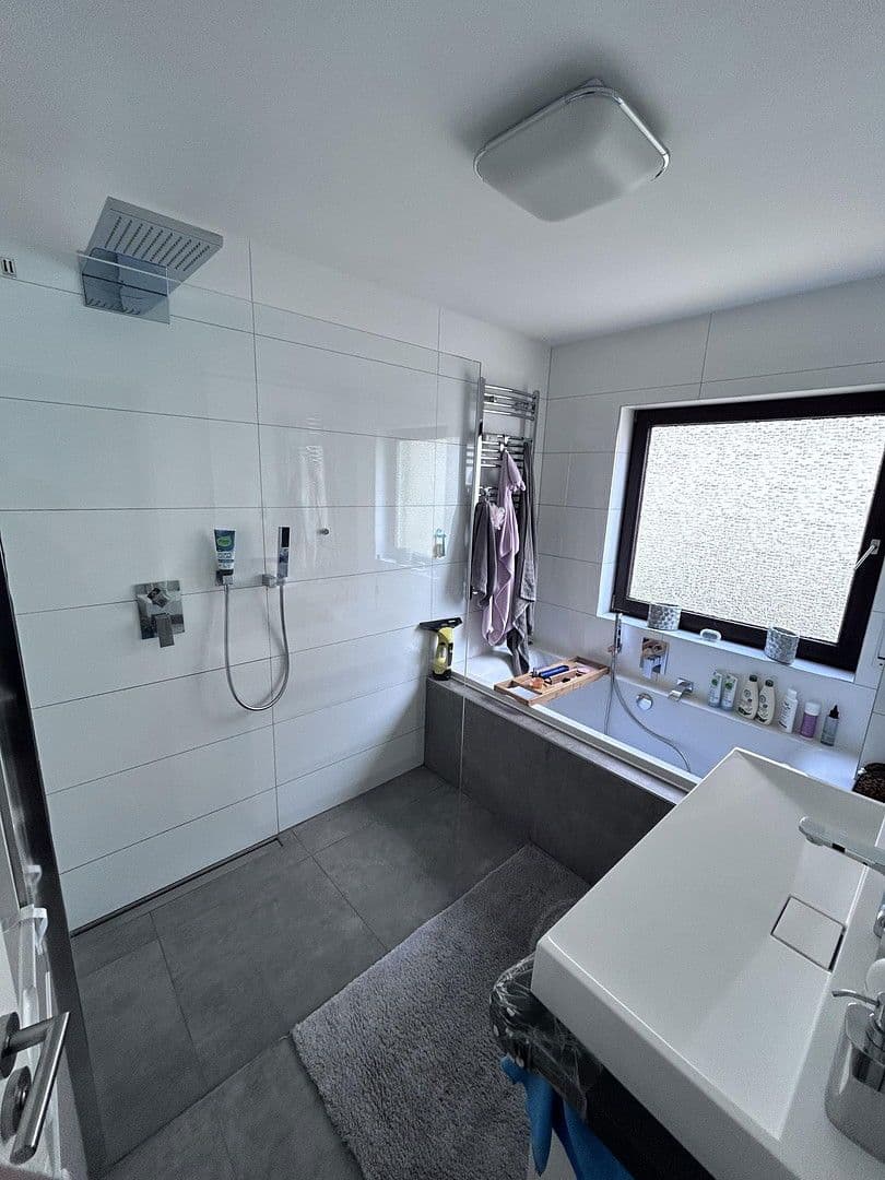 Predaj bytu 3-izbový 93 m², Rödermark, Hesensko Predaj bytu 3-izbový 93 m², Rödermark, Hesensko