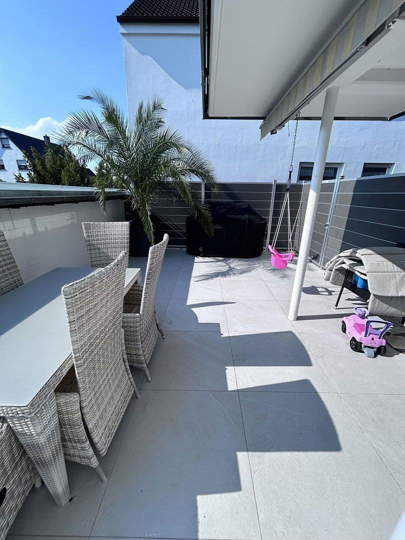 Predaj bytu 3-izbový 93 m², Rödermark, Hesensko Predaj bytu 3-izbový 93 m², Rödermark, Hesensko