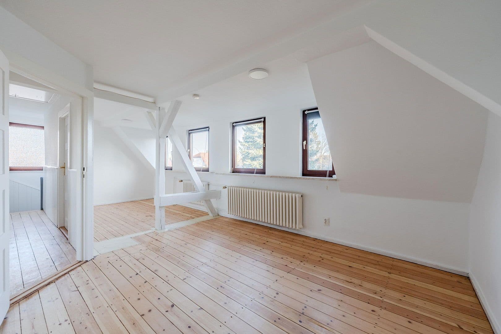 Prenájom domu 117 m², pozemek 683 m², Dahlemer Weg 112, Berlin, Berlín Prenájom domu 117 m², pozemek 683 m², Dahlemer Weg 112, Berlin, Berlín