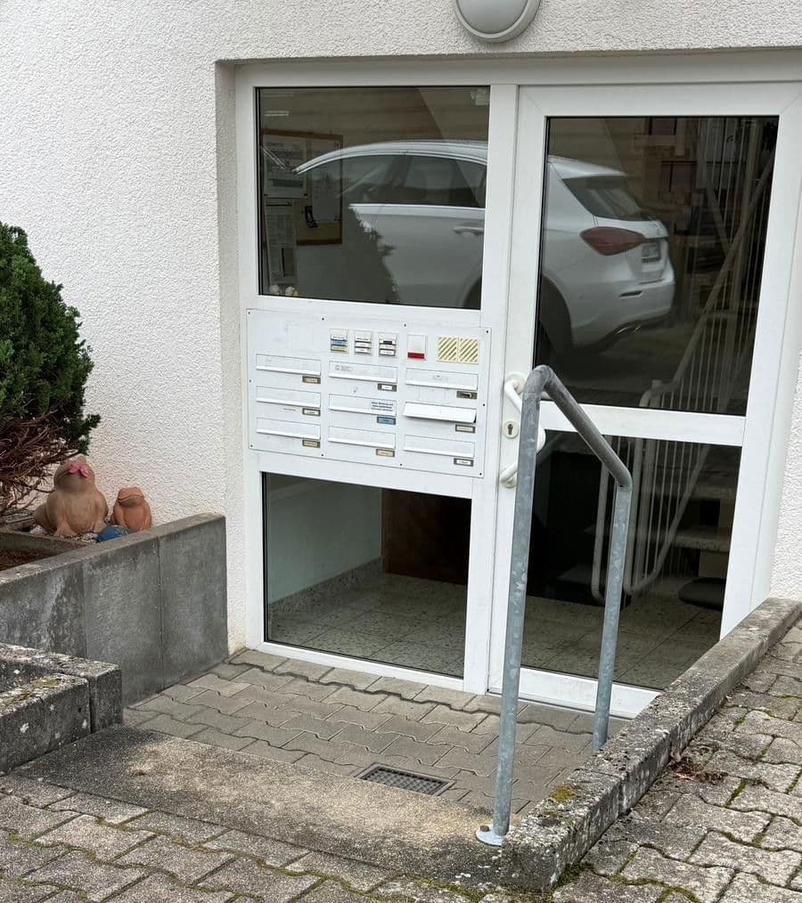 Prenájom bytu 2-izbový 50 m², Neuhausen, Bádensko-Wurttembersko Prenájom bytu 2-izbový 50 m², Neuhausen, Bádensko-Wurttembersko