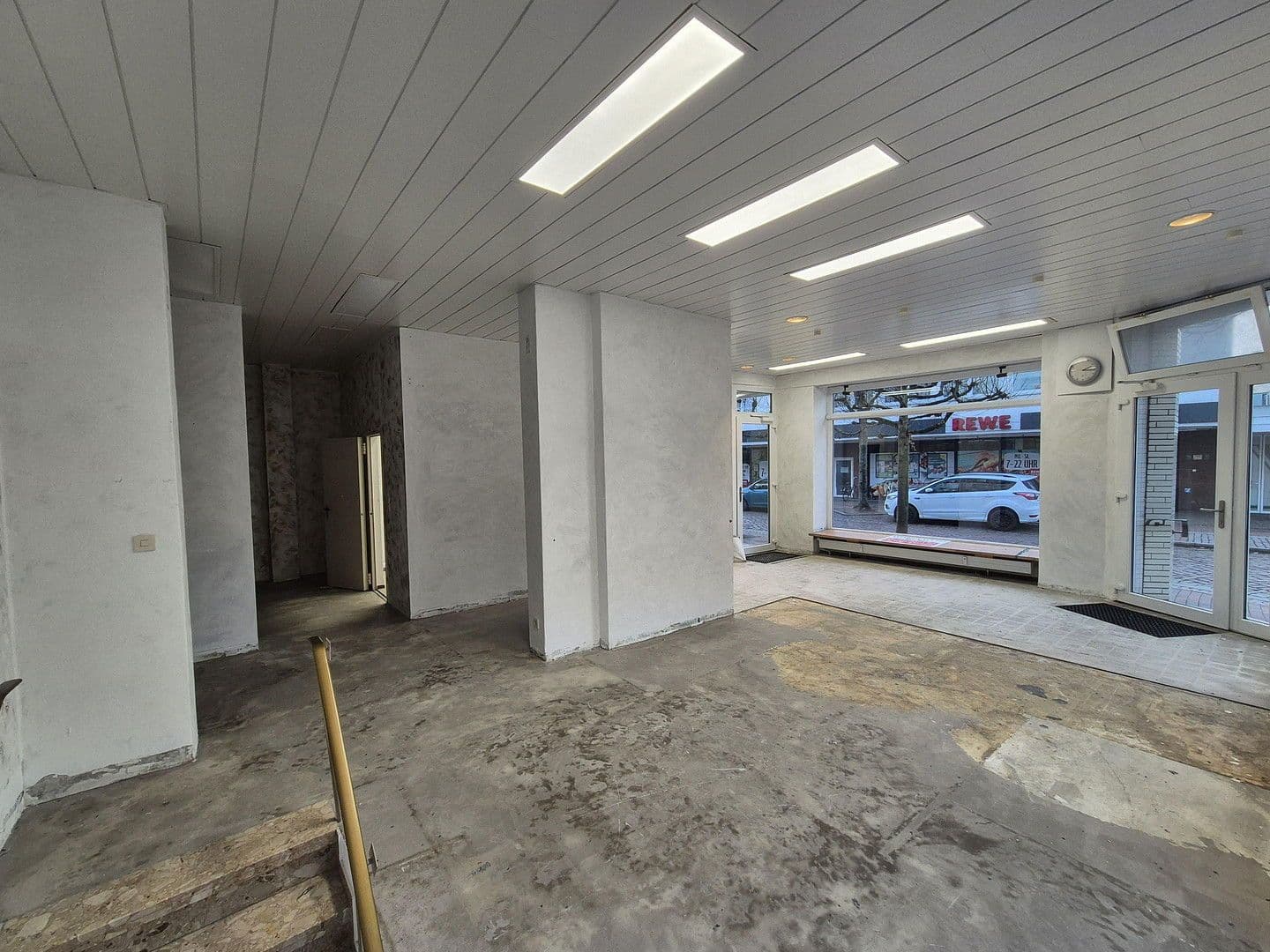 Prenájom nebytového priestoru 126 m², Bahnhofstr. 2, Bad Schwartau, Šlezvicko-Holštajnsko Prenájom nebytového priestoru 126 m², Bahnhofstr. 2, Bad Schwartau, Šlezvicko-Holštajnsko