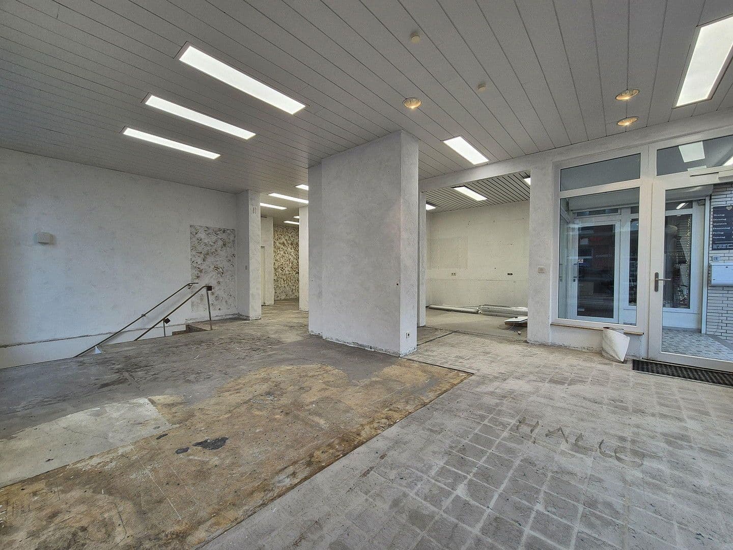 Prenájom nebytového priestoru 126 m², Bahnhofstr. 2, Bad Schwartau, Šlezvicko-Holštajnsko Prenájom nebytového priestoru 126 m², Bahnhofstr. 2, Bad Schwartau, Šlezvicko-Holštajnsko