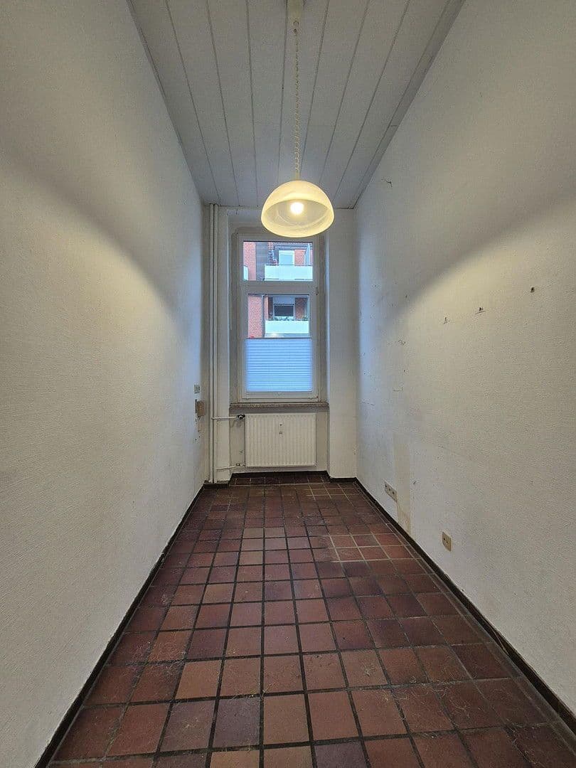 Prenájom nebytového priestoru 126 m², Bahnhofstr. 2, Bad Schwartau, Šlezvicko-Holštajnsko Prenájom nebytového priestoru 126 m², Bahnhofstr. 2, Bad Schwartau, Šlezvicko-Holštajnsko